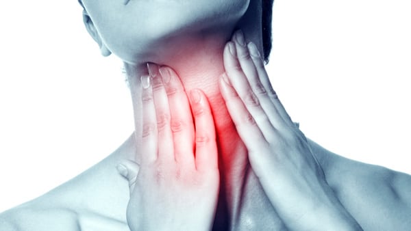 Cómo curar el dolor de garganta casi instantáneamente