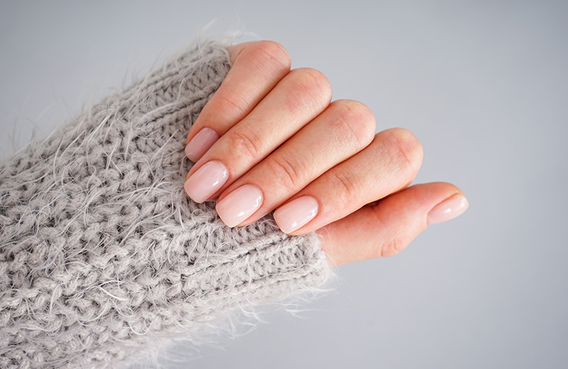 Natural' Alternatives to Conventional Nail Polish - Family Health Diary Natural' Alternatives to Conventional Nail Polish - Family Health Diary